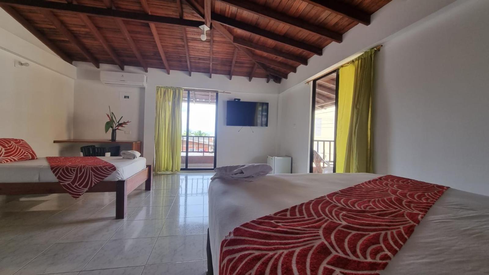 בהיה סולאנו Hotel Bahia Yubarta מראה חיצוני תמונה